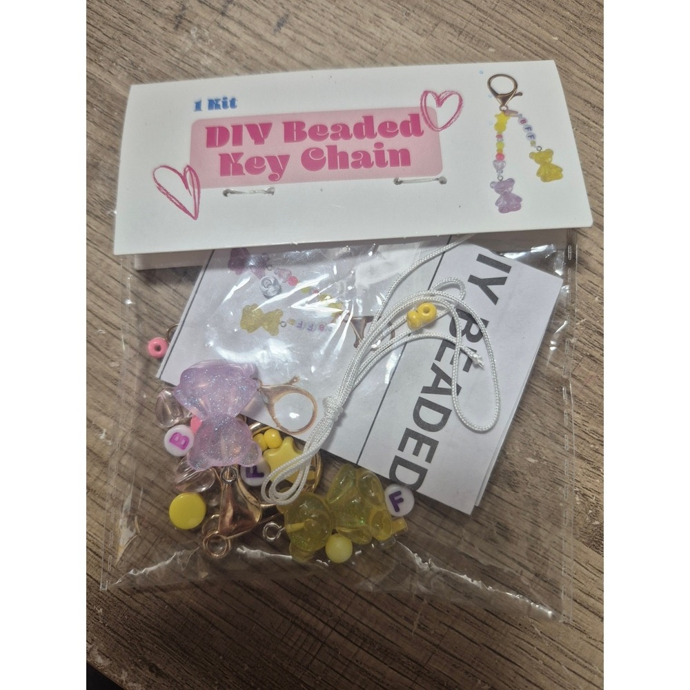 Target DIY Beaded Keychain Hook Beads 2 Bears Backpack Decor NWT 234-19-2092
